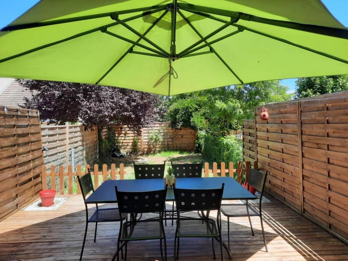 Maison Cheptainville Avec Terrasse Sur Verdure Kültér fotó